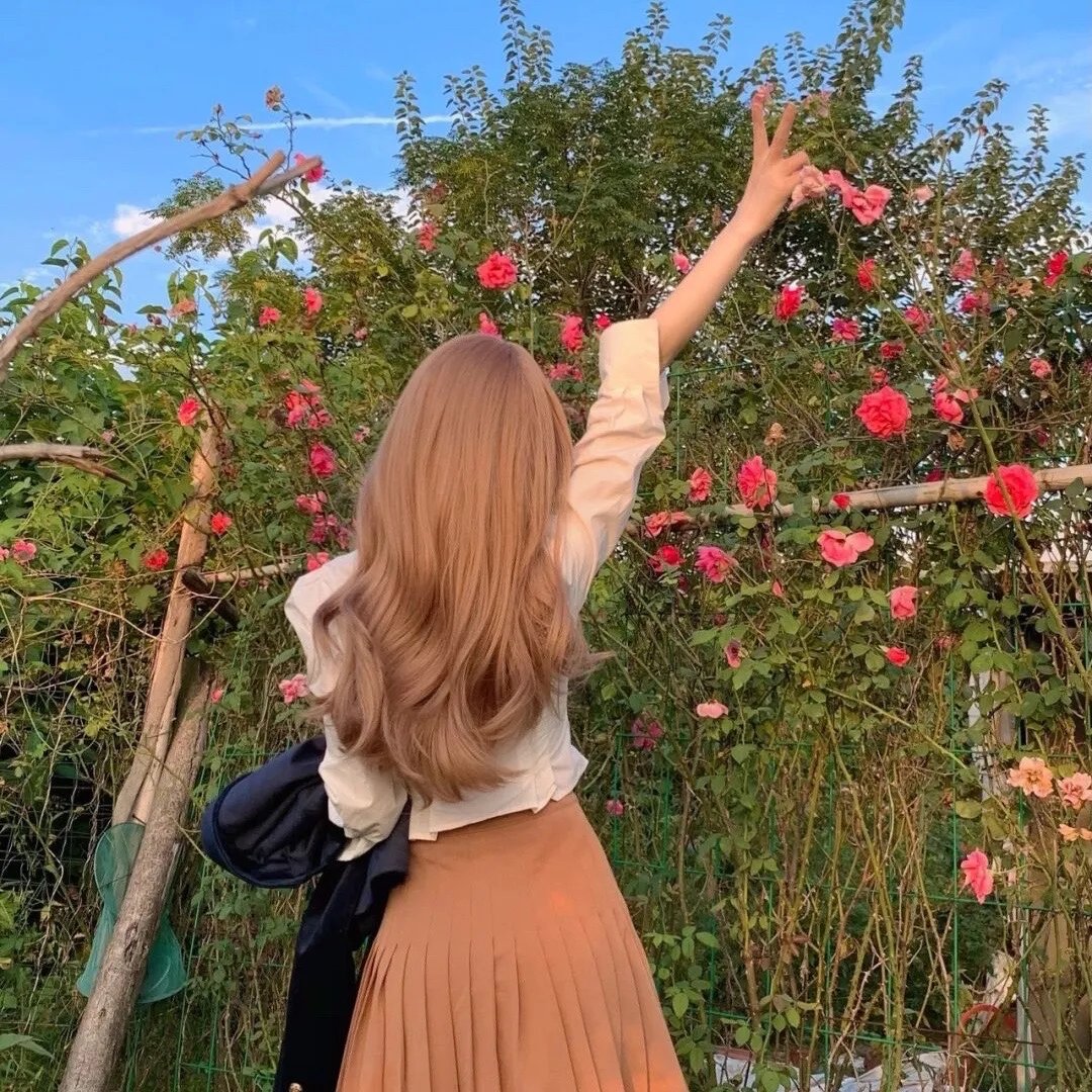 鲁卜哈利沙漠：非洲的女人